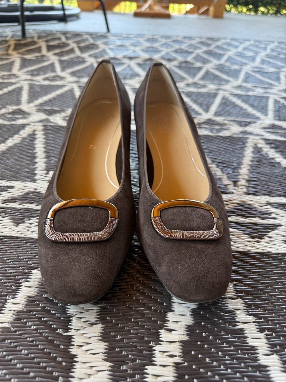 * NWOT * High Soft | Suede heels